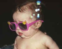 Pink Sunglasses.jpg (20873 bytes)